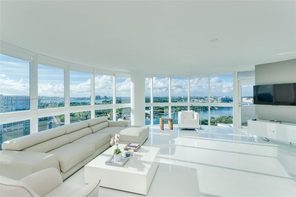 Interior, Living room, Water
