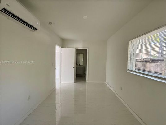 Empty room, Interior, Marble