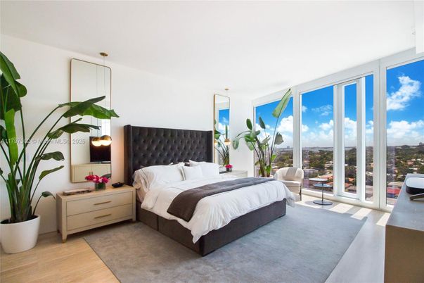 Bedroom, Interior, Pendant Lights, Wood Texture Flooring
