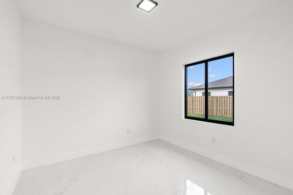 Empty room, Interior, Marble