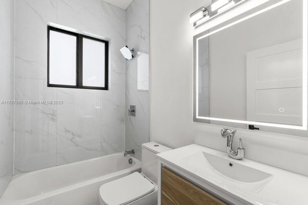 Bathroom, Interior, Marble Walls
