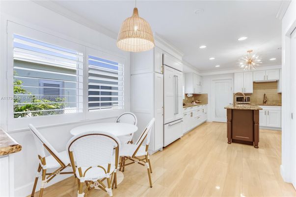 Interior, Kitchen, Pendant Lights, Recessed Lighting, Wood Texture Flooring