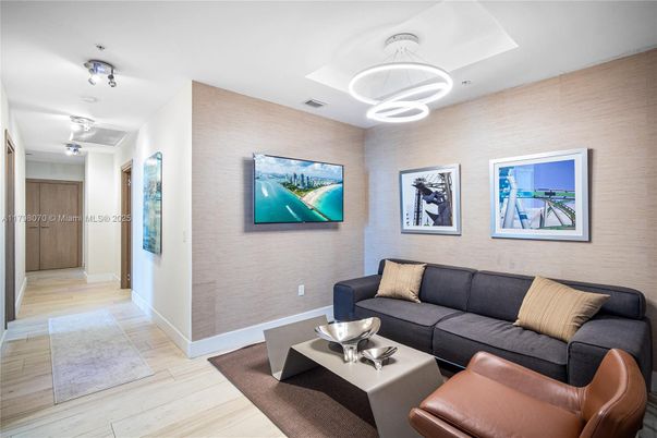 Interior, Living room, Pendant Lights, Wood Texture Flooring