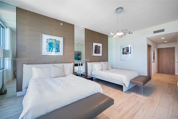 Bedroom, Interior, Pendant Lights, Recessed Lighting, Wood Texture Flooring