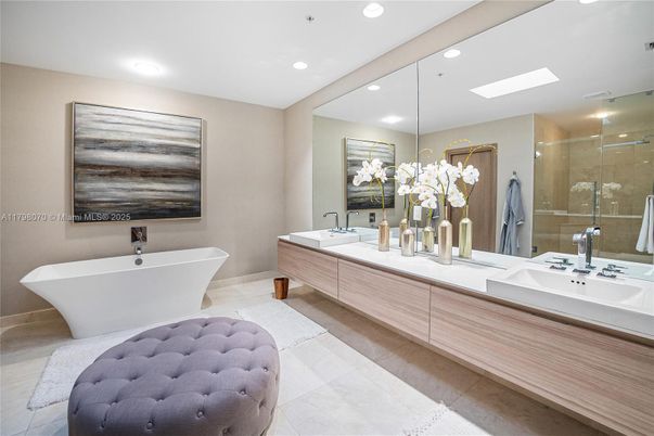 Bathroom, Dual Sink Vanities, Free Standing Baths, Glass Shower, Interior, Recessed Lighting