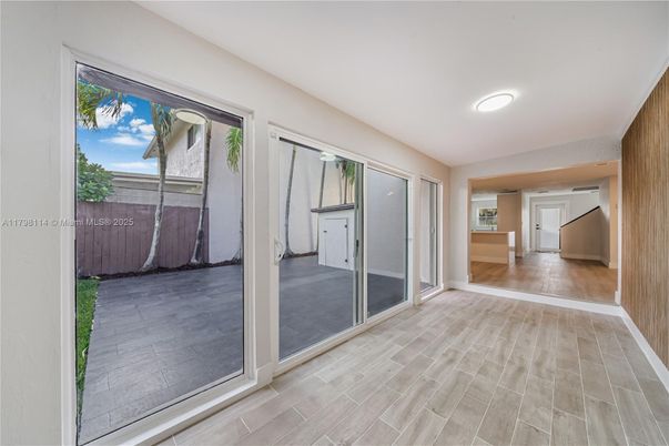 Empty room, Interior, Wood Texture Flooring