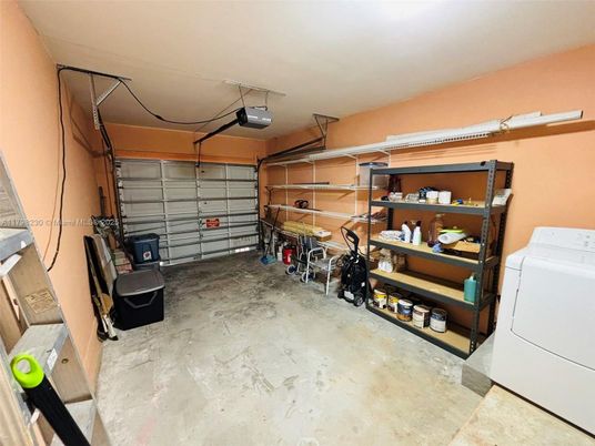 Garage, Interior, Washer