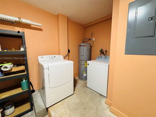 Interior, Utility Closets, Washer