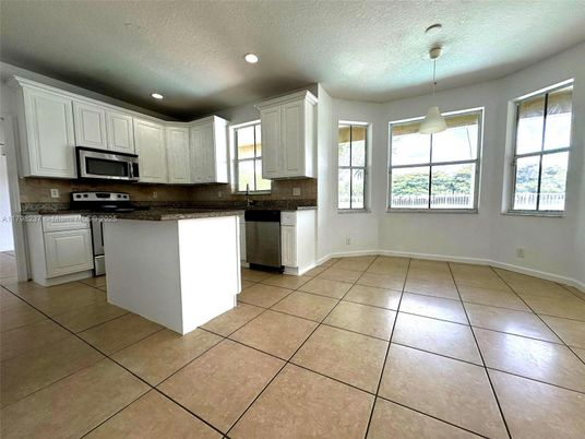 Interior, Kitchen, Pendant Lights, Recessed Lighting