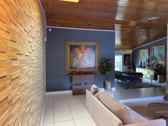 Interior, Living room, Pendant Lights, Recessed Lighting, Stone Walls, Wooden Ceilings
