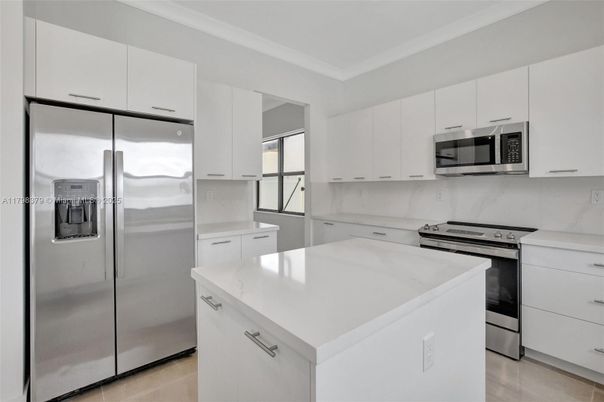 Interior, Kitchen, Stainless Steel Appliances