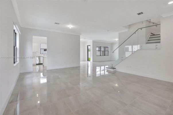 Empty room, Interior, Recessed Lighting