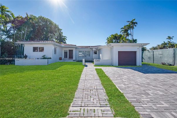 Attached, Backyard, Exterior, Facade, Ranch