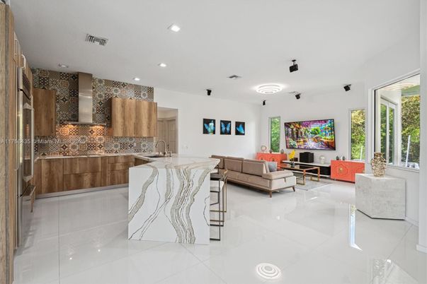 Interior, Kitchen, Living room, Recessed Lighting