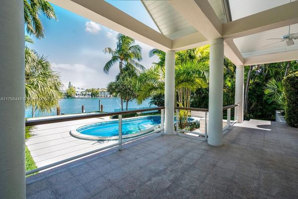 Exterior, Pool, Water