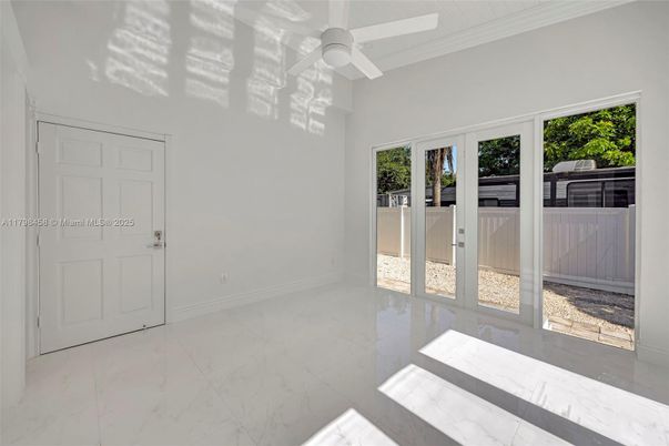 Empty room, Interior, Marble