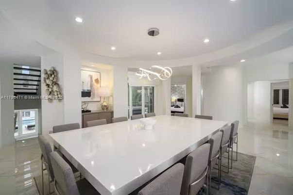 Dining room, Interior, Marble, Pendant Lights, Recessed Lighting