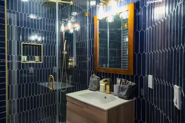 Bathroom, Glass Shower, Interior