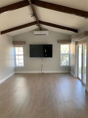 Empty room, Interior, Wooden Beams, Wood Texture Flooring