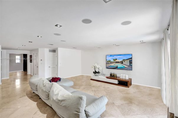 Interior, Recessed Lighting
