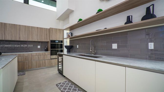 Interior, Kitchen