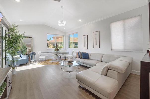 Dining room, Interior, Living room, Pendant Lights, Recessed Lighting, Wood Texture Flooring