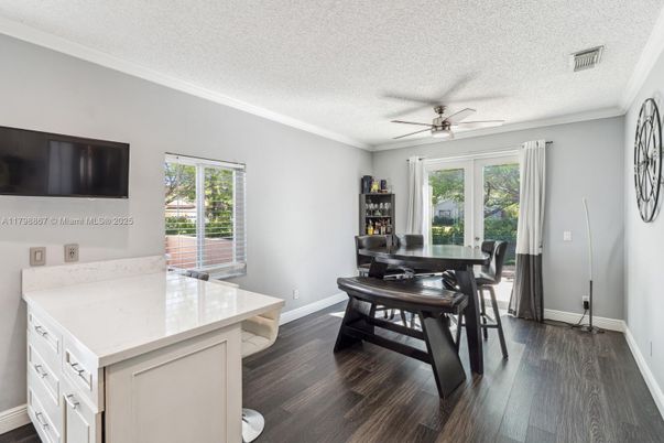 Dining room, Interior, Wood Texture Flooring