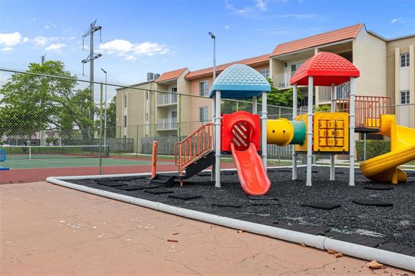 Backyard, Exterior, Playground
