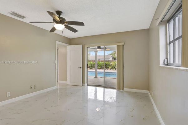 Empty room, Interior, Marble