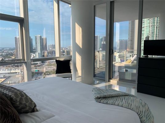 Interior, Bedroom, Other, Skyline