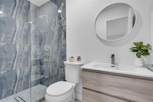 Bathroom, Glass Shower, Interior