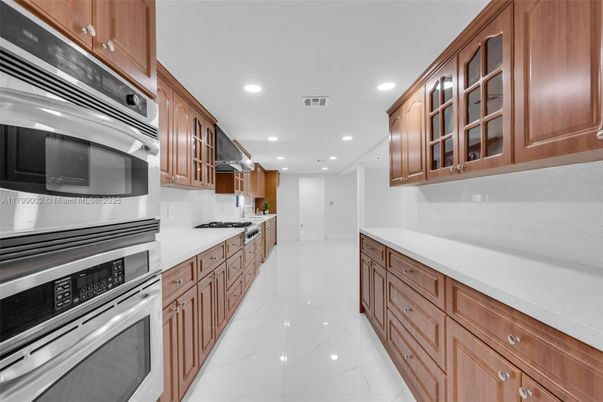 Interior, Kitchen, Marble, Recessed Lighting, Stainless Steel Appliances