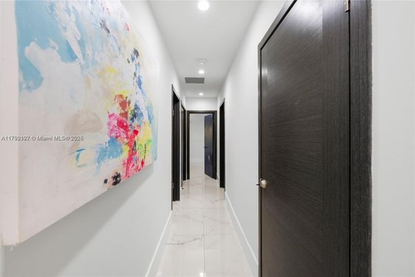 Interior, Marble, Recessed Lighting