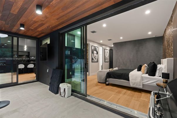 Bedroom, Interior, Recessed Lighting, Wooden Ceilings, Wood Texture Flooring
