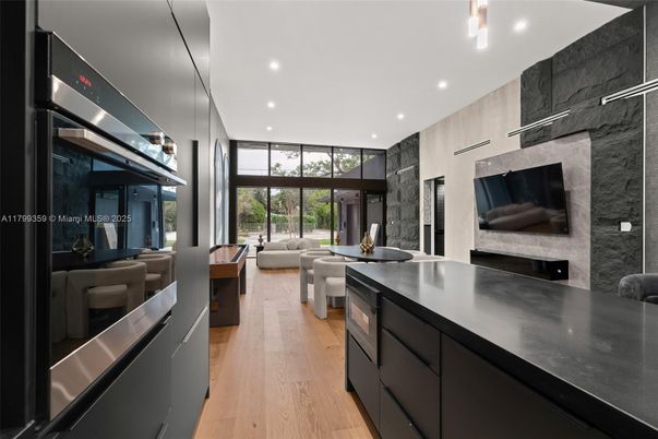 Interior, Kitchen, Living room, Pendant Lights, Recessed Lighting, Stainless Steel Appliances, Wood Texture Flooring
