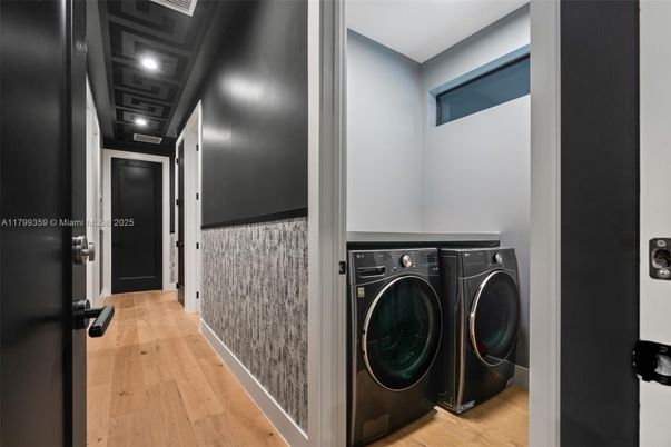 Interior, Recessed Lighting, Utility Closets, Washer, Wood Texture Flooring