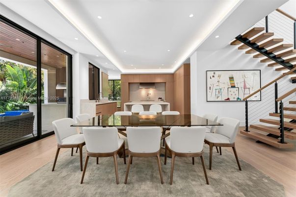 Dining room, Interior, Kitchen, Recessed Lighting, Wood Texture Flooring