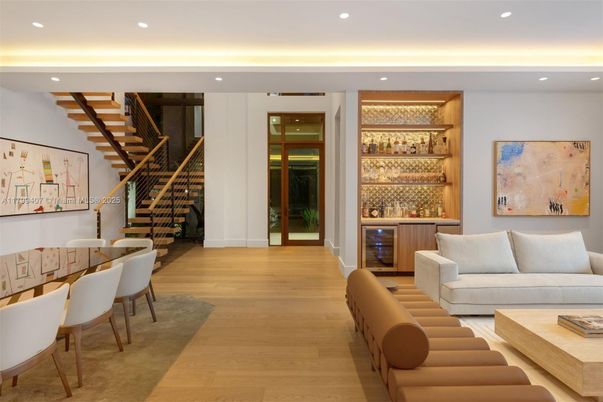 Dining room, Interior, Living room, Recessed Lighting, Wood Texture Flooring