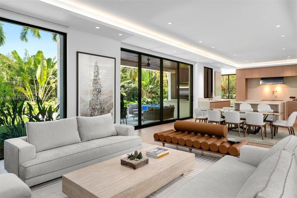 Dining room, Interior, Living room, Recessed Lighting, Wood Texture Flooring