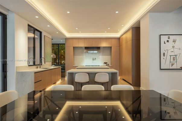 Interior, Kitchen, Recessed Lighting