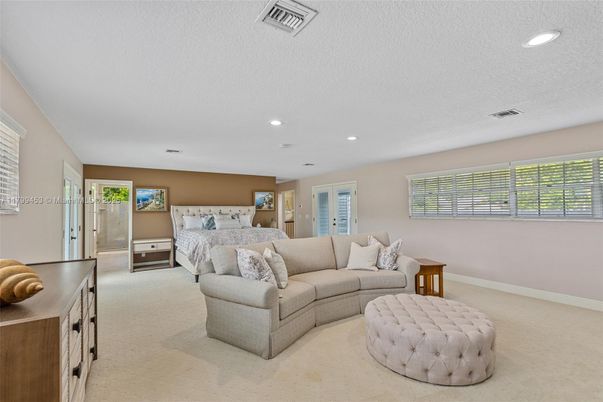 Bedroom, Interior, Living room, Recessed Lighting