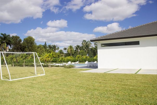 Backyard, Exterior, Playground
