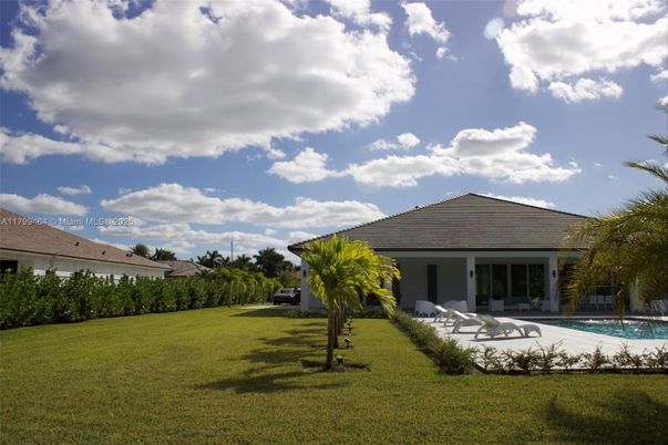 Backyard, Exterior, Pool