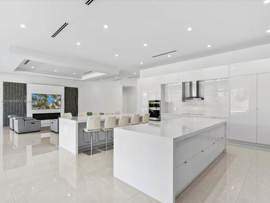 Interior, Kitchen, Living room, Recessed Lighting, Stainless Steel Appliances