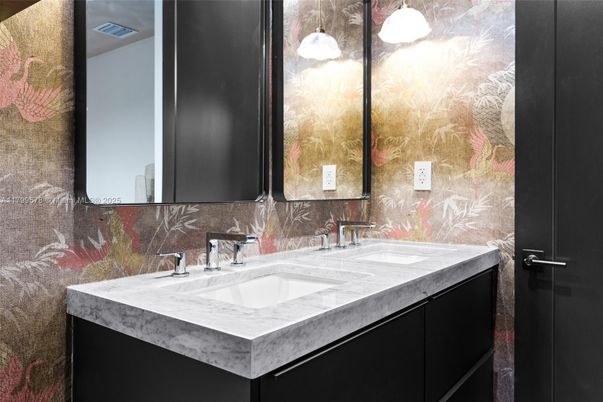 Bathroom, Dual Sink Vanities, Interior
