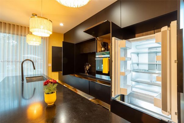 Chandelier, Interior, Recessed Lighting