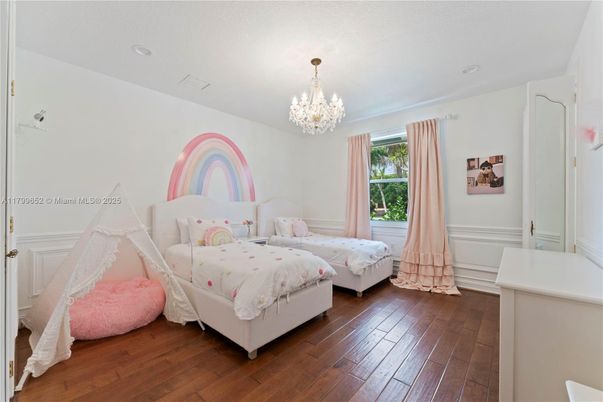 Bedroom, Chandelier, Interior, Recessed Lighting, Wood Texture Flooring