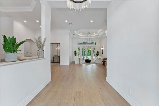 Chandelier, Interior, Living room, Recessed Lighting, Wood Texture Flooring