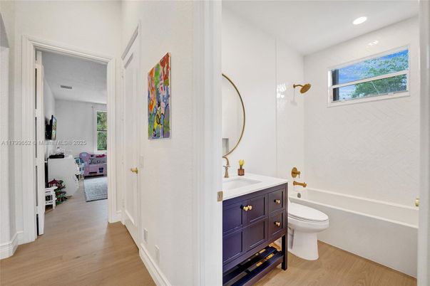 Bathroom, Interior, Recessed Lighting, Wood Texture Flooring