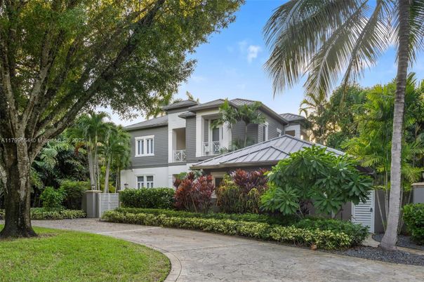 Backyard, Exterior, Facade, Mediterranean